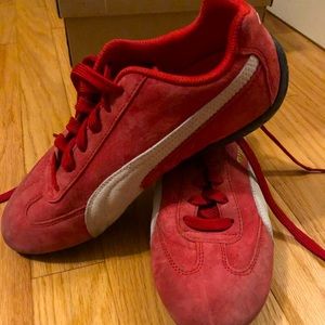 Red/white Puma Speedcats